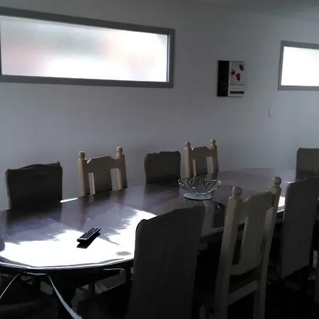 Les De La Cuesta * Henneveux